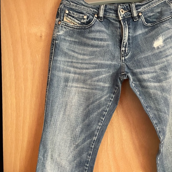 Diesel Industry Blue Wash Distressed Denim Jeans - Picture 9 of 10